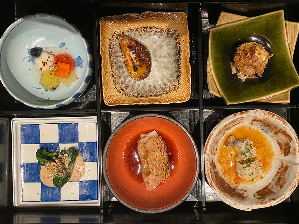 sushi 6 different sushi dishes, eat less